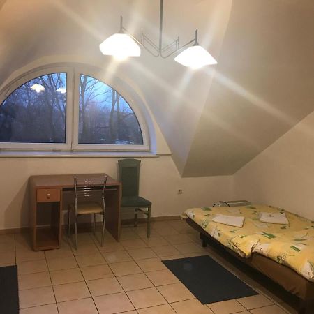 Pilgrims Place Pansiyon Çestohova Dış mekan fotoğraf