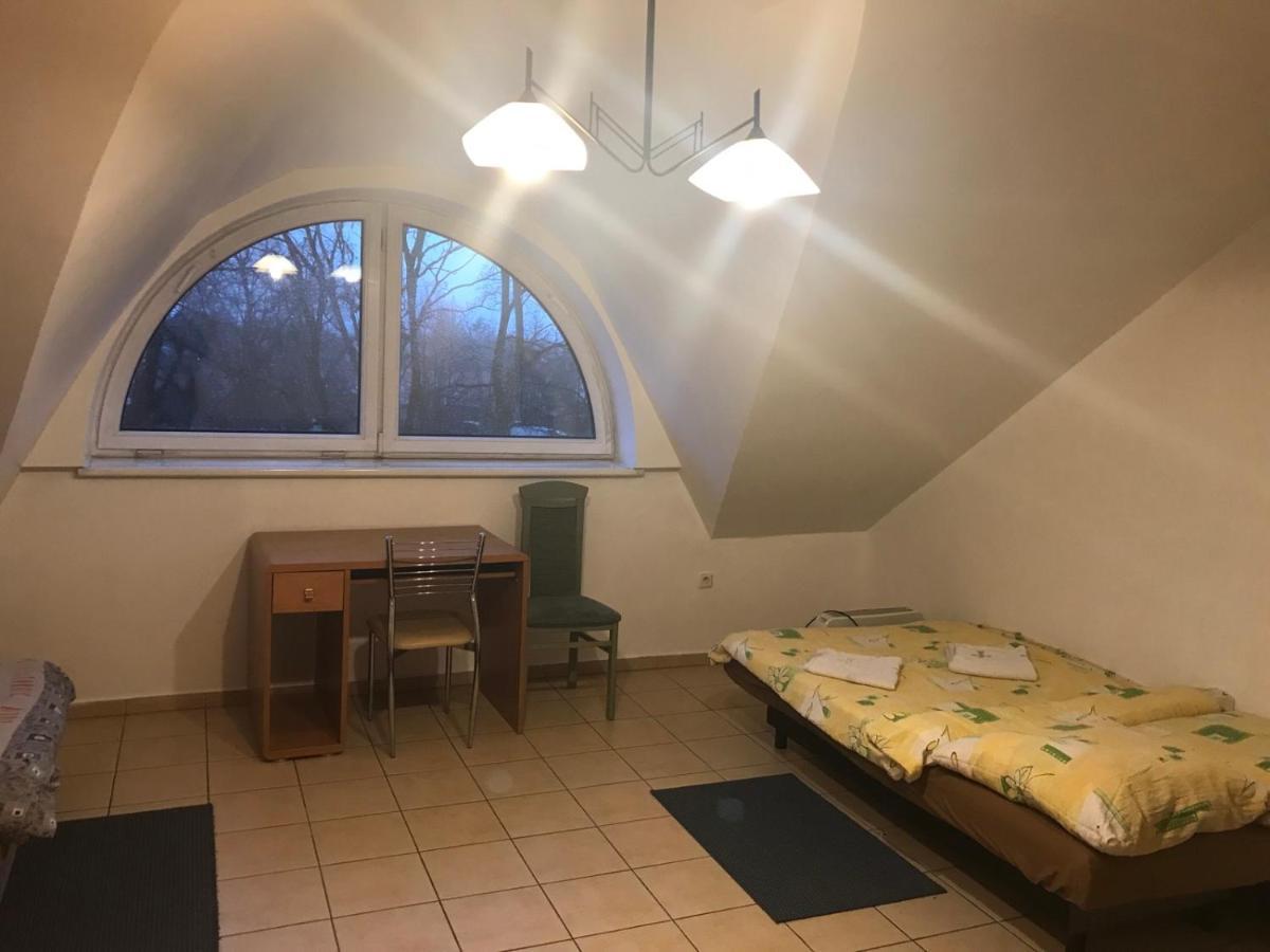 Pilgrims Place Pansiyon Çestohova Dış mekan fotoğraf